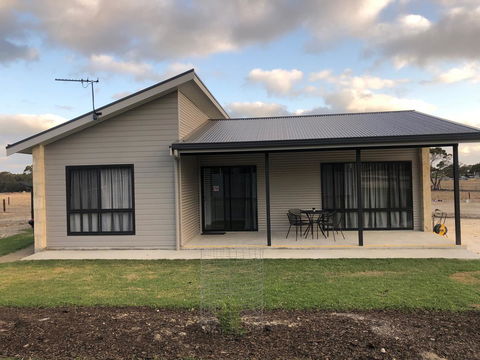 Jalilla Village - Australian Directory 6