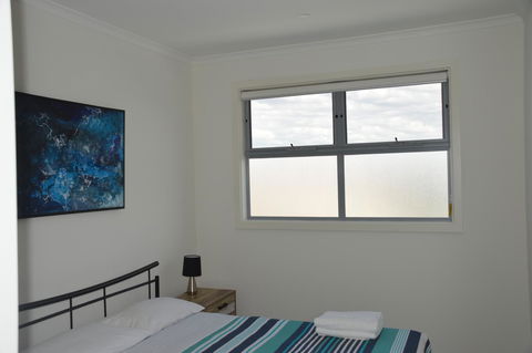 Eastern Breeze - Australian Directory 25