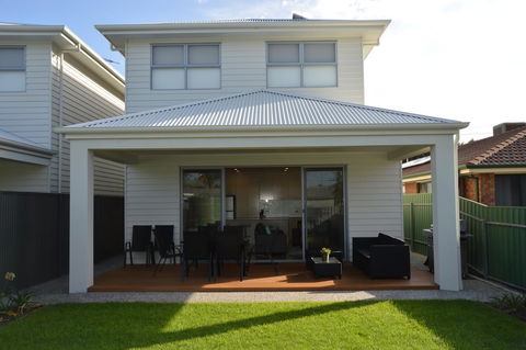 Eastern Breeze - Australian Directory 13