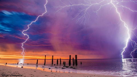 Eastern Breeze - Australian Directory 34
