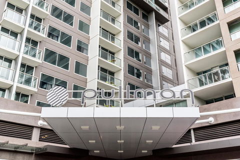 Pullman Adelaide - Australian Directory 8