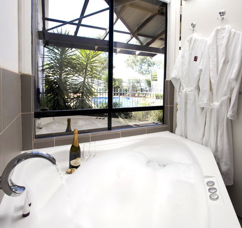 Majestic Oasis Apartments - Australian Directory 9