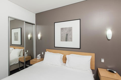 Majestic Oasis Apartments - Australian Directory 15