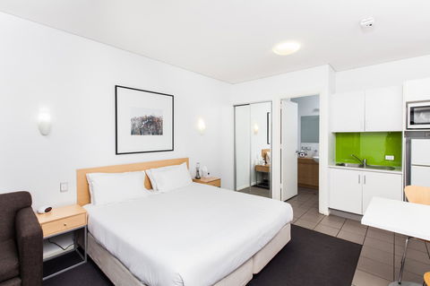 Majestic Oasis Apartments - Australian Directory 29