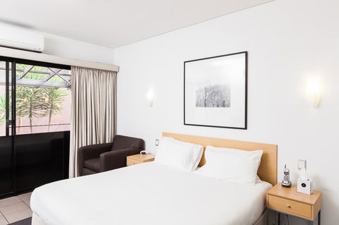 Majestic Oasis Apartments - Australian Directory 30