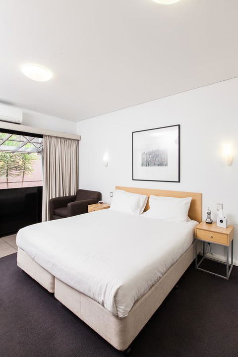 Majestic Oasis Apartments - Australian Directory 26