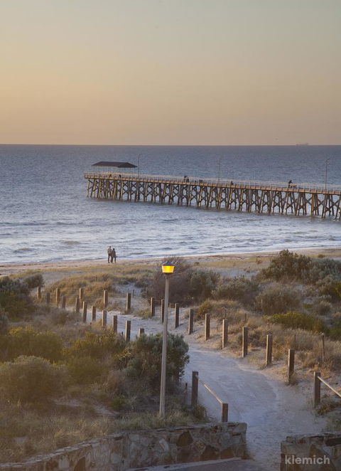 The Beach House @ Grange - Australian Directory 1