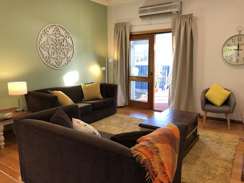 Jack\'s House 2 B&B In Mill Street - Australian Directory 13