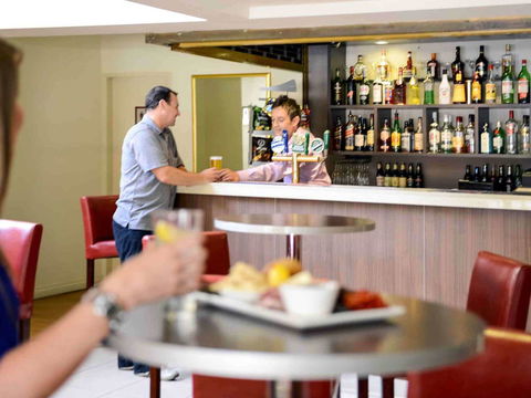 Grosvenor Hotel Adelaide - Australian Directory 20