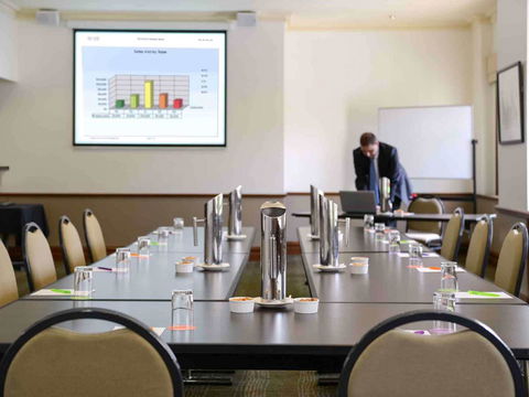 Grosvenor Hotel Adelaide - Australian Directory 19