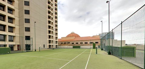 Hilton Adelaide - Australian Directory 8