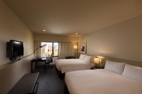Hilton Adelaide - Australian Directory 18