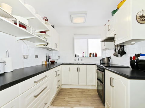 Monaco Court Apartment Adelaide - Australian Directory 2