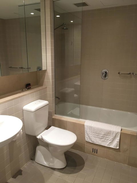 Glenelg Beach Studio - Australian Directory 4