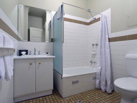 Mansions On Pulteney - Australian Directory 8