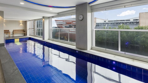 Oaks Adelaide Embassy Suites - Australian Directory 7