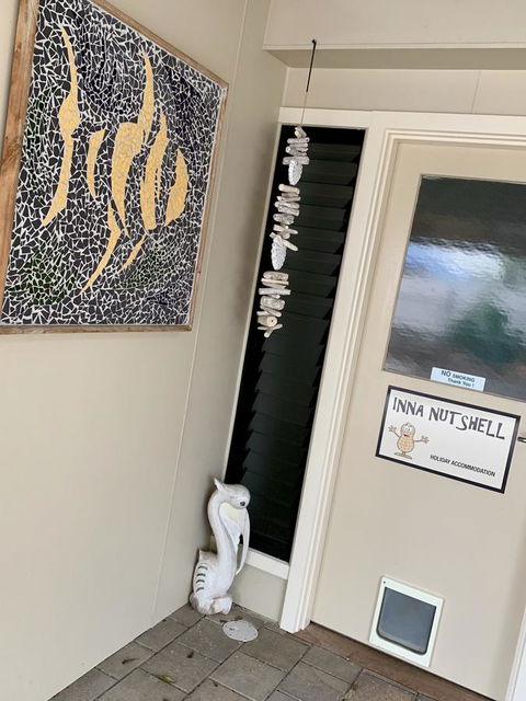 Inna Nutshell - Australian Directory 15