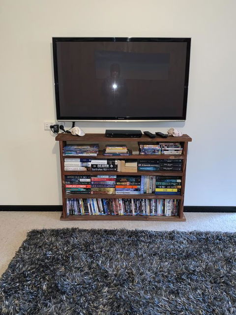 Inna Nutshell - Australian Directory 12