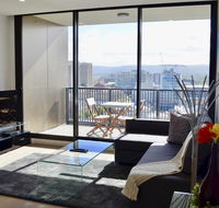 Whitmore SQ - Australian Directory
