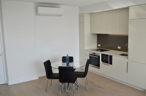 Whitmore SQ - Australian Directory 6