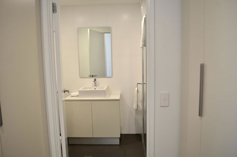 Whitmore SQ - Australian Directory 13