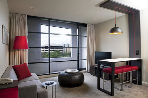 Mantra Hindmarsh Square - Australian Directory 13