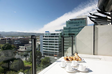 Mantra Hindmarsh Square - Australian Directory 4