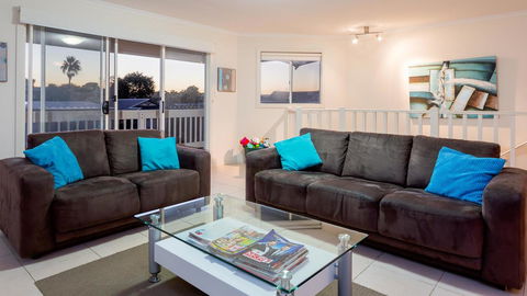 Rocks Beach House Victor Harbor - Australian Directory 5