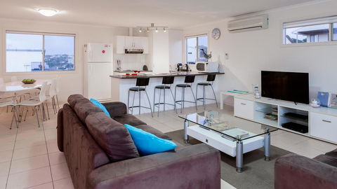 Rocks Beach House Victor Harbor - Australian Directory 2