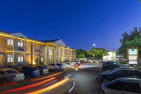 Adelaide Inn - Australian Directory 0