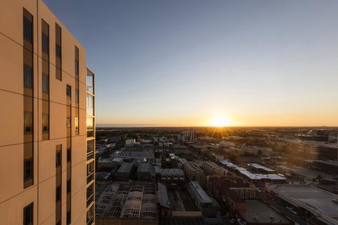 IStay Precinct Adelaide - Australian Directory 6