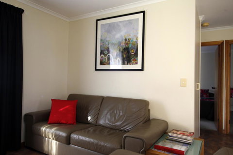 Cape Jervis Holiday Units - Australian Directory 8