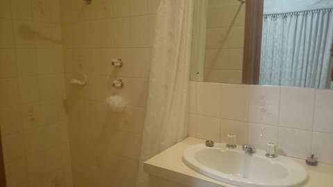 Gaerwood B&B - Australian Directory 12