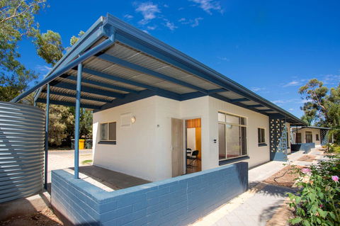 Discovery Parks - Lake Bonney - Australian Directory 2