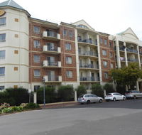 Adelaide City Apartment - 3br 2bath  Carpark - Australian Directory