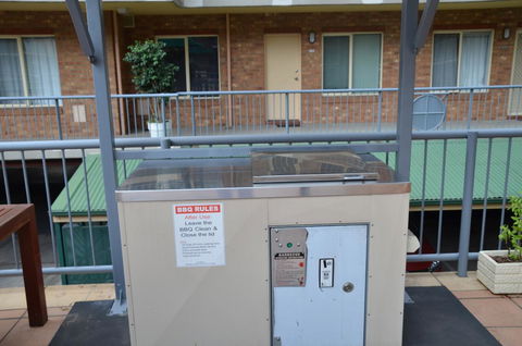 Adelaide City Apartment - 3br, 2bath & Carpark - Australian Directory 21