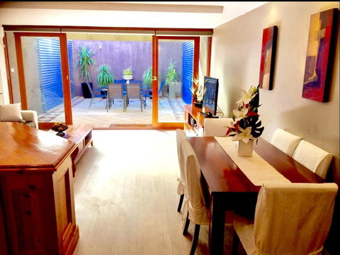 Superb Townhouse In North Adelaide - Australian Directory 9