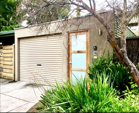 Superb Townhouse In North Adelaide - Australian Directory 13