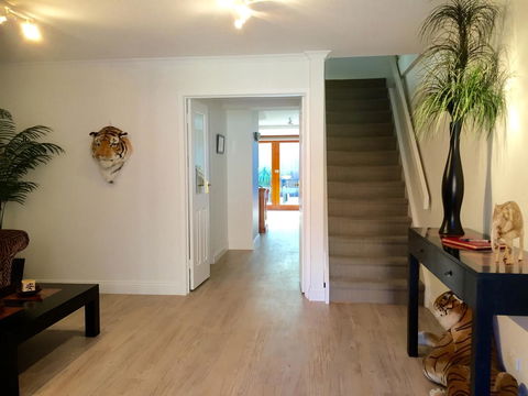 Superb Townhouse In North Adelaide - Australian Directory 19