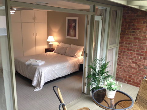 Superb Townhouse In North Adelaide - Australian Directory 14