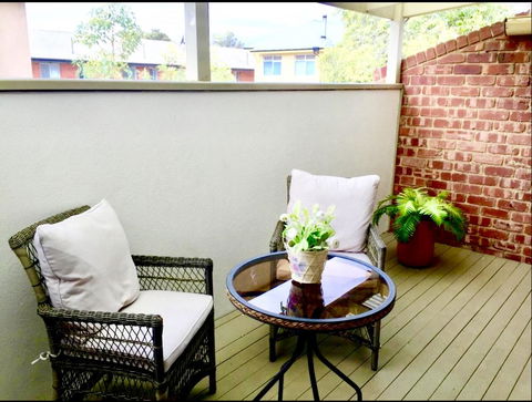Superb Townhouse In North Adelaide - Australian Directory 5