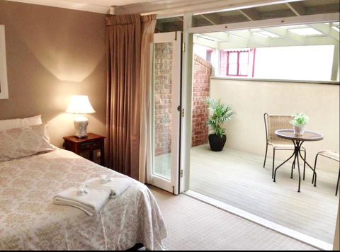 Superb Townhouse In North Adelaide - Australian Directory 4