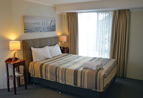 Arkana Motor Inn & Terrace Apartments - Australian Directory 9
