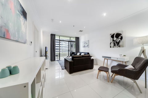 York Apartments On Grenfell - Australian Directory 9