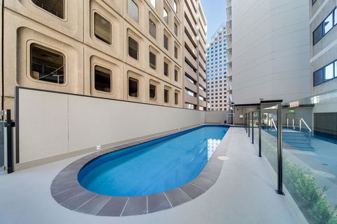 York Apartments On Grenfell - Australian Directory 17