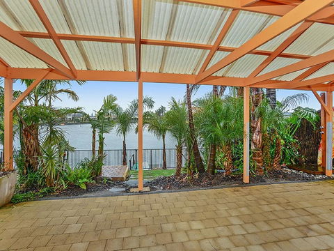 Lakeside - Encounter Bay - Australian Directory 19