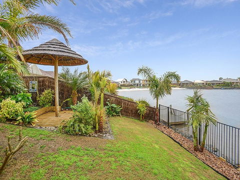 Lakeside - Encounter Bay - Australian Directory 21