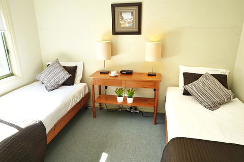 SkyView Villa - Australian Directory 20