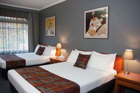 The O'Connell Inn - Australian Directory 15