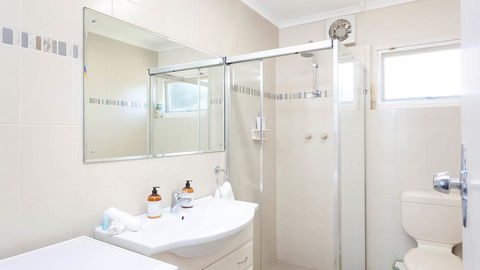 Victor Apartments - Australian Directory 19